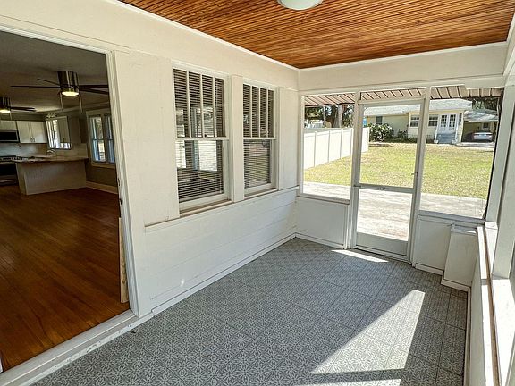 3rd image of 6235 Central Dr