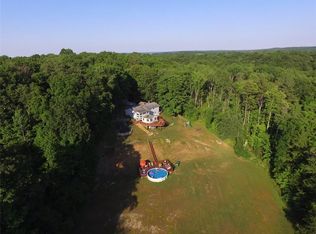 8620 Nissen Dr, Fairview, PA 16415