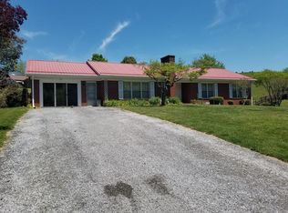 105 Morton Dr, Independence, VA 24348