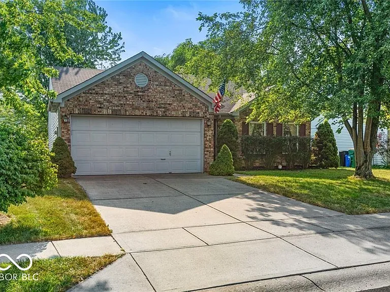 14277 Orange Blossom Trl — Photo 4