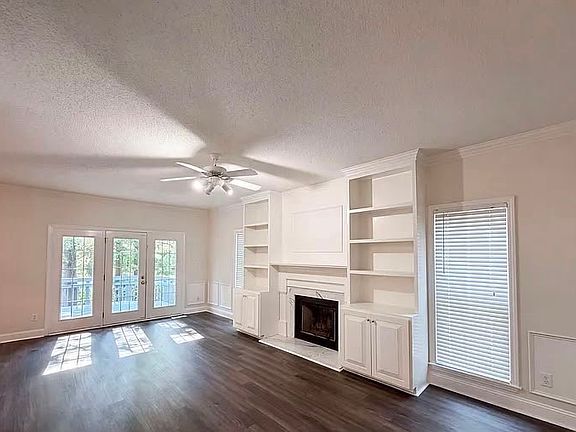 2nd image of 6121 Remington Lake Dr