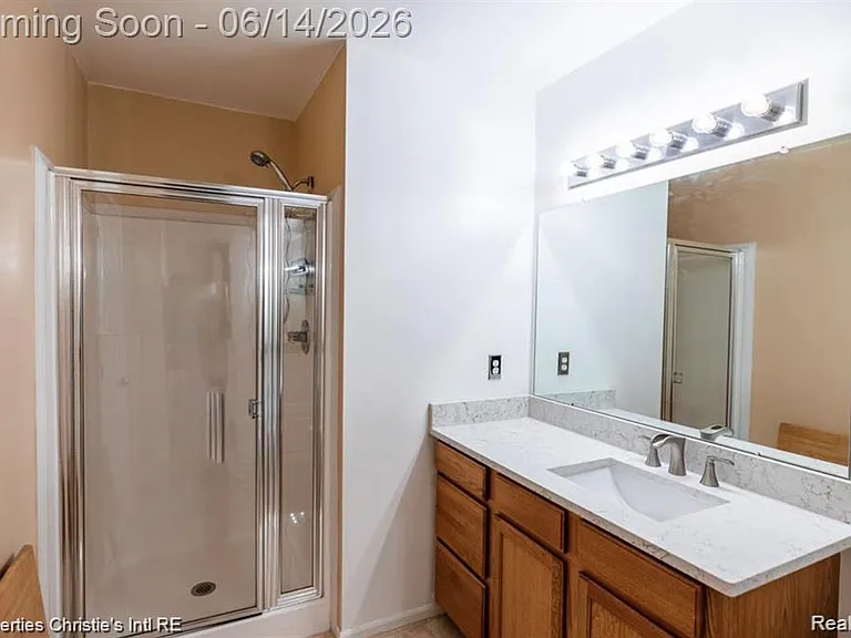 7645 Woodward Ave #70 — Photo 10