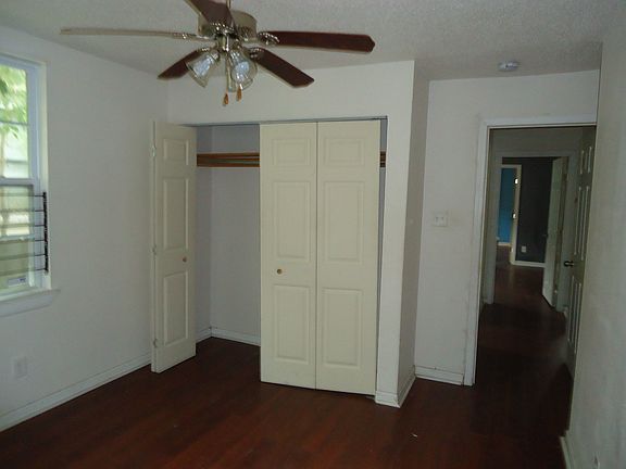 4th image of 619 Gordon St