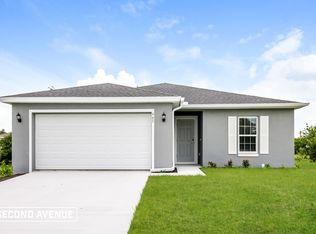 467 Raymer St, Lehigh Acres, FL 33974