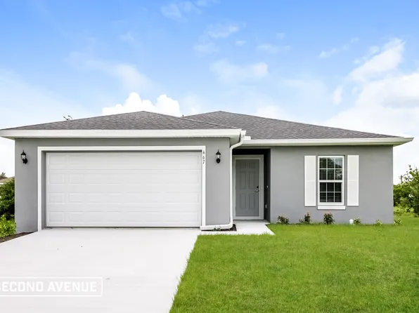 467 Raymer St, Lehigh Acres, FL 33974