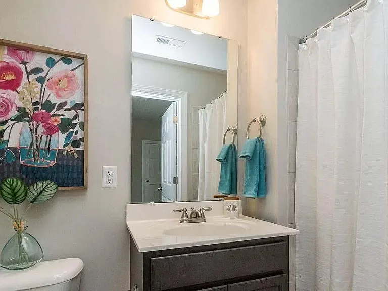 517 Gathering Park Cir — Photo 22