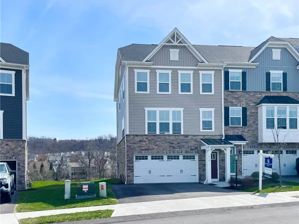 410 Scharberry Ln, Mars, PA 16046