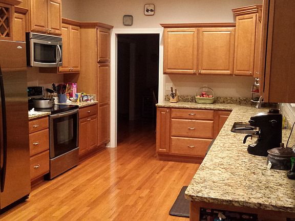 New granite kitchen counters