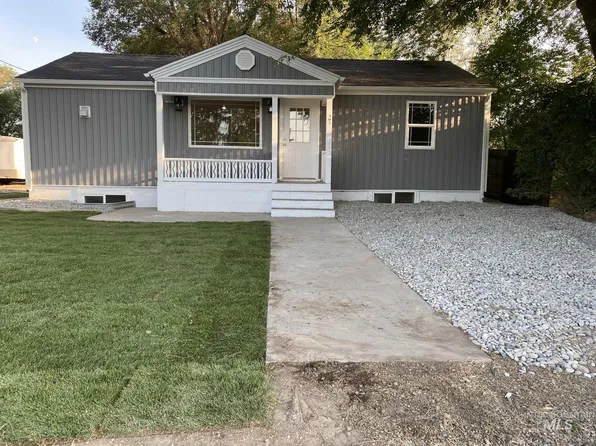 302 Boyd St E, Murtaugh, ID 83344