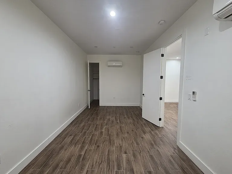 61 Troutman St #4A — Photo 5