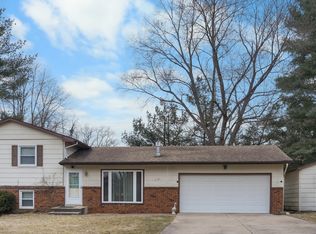 8054 Pine Ave, Downs, IL 61736