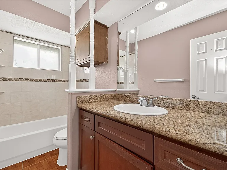 7403 Shady Vale Ln — Photo 28