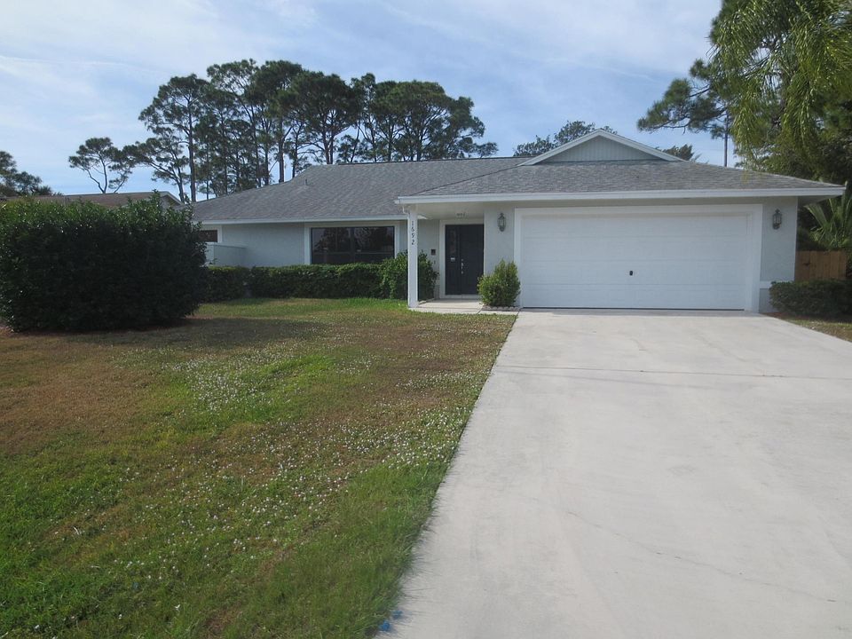 1st image of 1692 SE Floresta Drive
