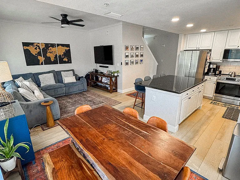 9862 W Park Village Dr — Photo 8