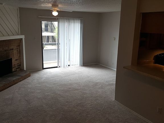 3rd image of 6117 Oakway Ln APT 406
