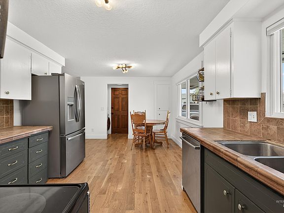 3rd image of 9675 W Caraway Dr