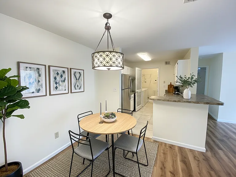 635 Granville Ct #635 — Photo 15