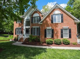 11198 Manor View Dr, Mechanicsville, VA 23116