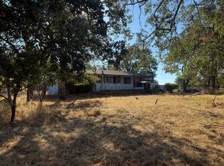 11270 Agate Rd, Eagle Pt, OR 97524