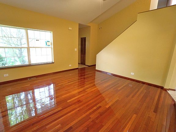 2nd image of 900 N Maywood Dr