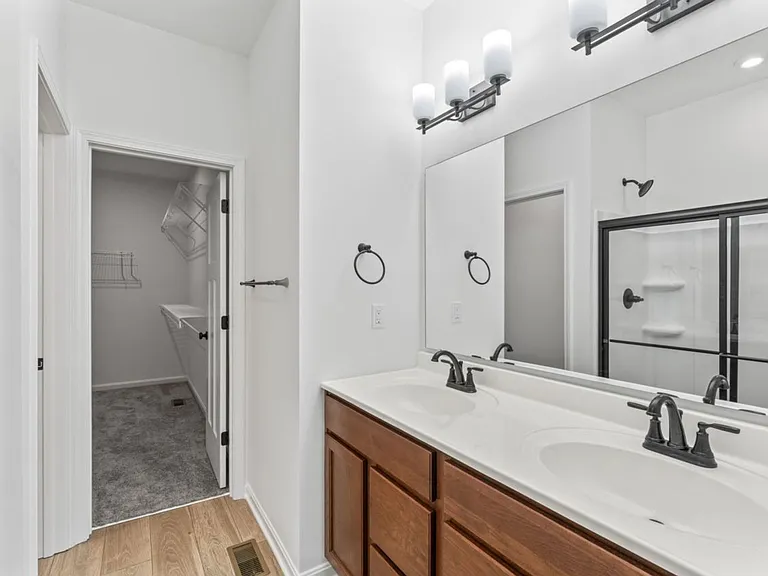10046 Windcrest Farms Ln — Photo 20