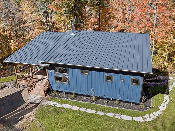 3rd image of 12796W Preserve Road