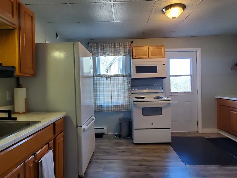 532 James St #2 — Photo 15
