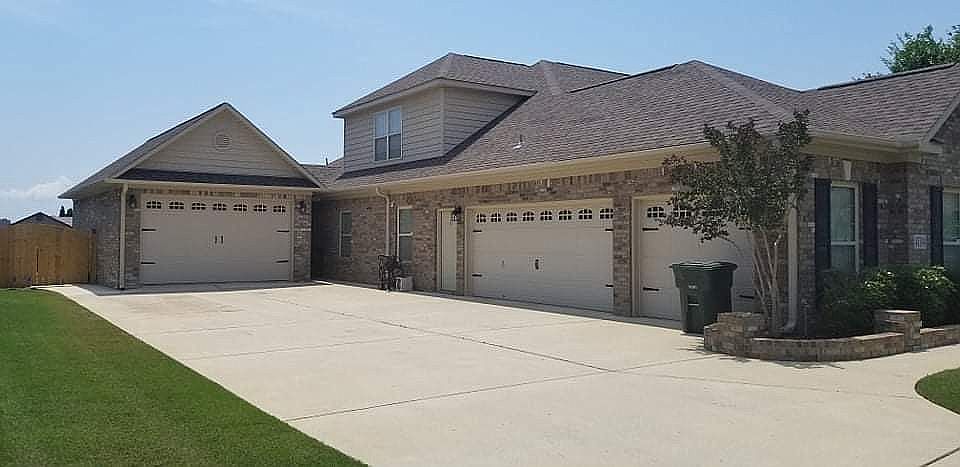 2nd image of 4704 River Ridge Blvd