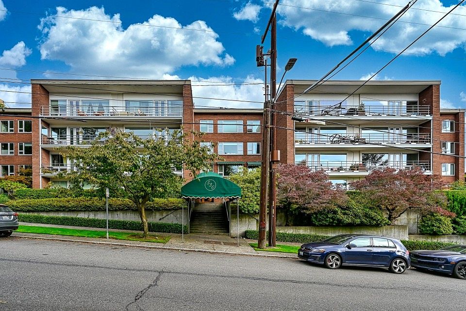 1st image of 530 W Olympic Pl APT 104