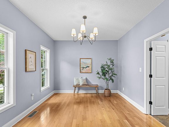 2nd image of 2625 Farlow Gap Ln