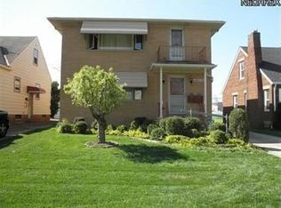 3433 Parklane Dr, Parma, OH 44134