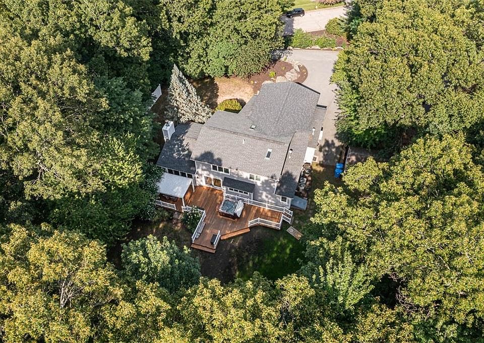 1st image of 9 Eagle Nest Dr