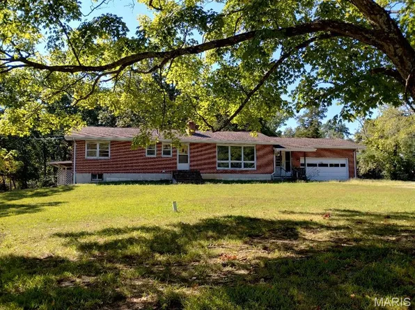 403 Fort Wyman Rd, Rolla, MO 65401