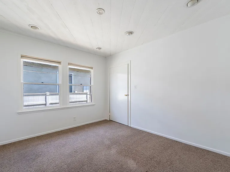 501 Kansas St — Photo 20