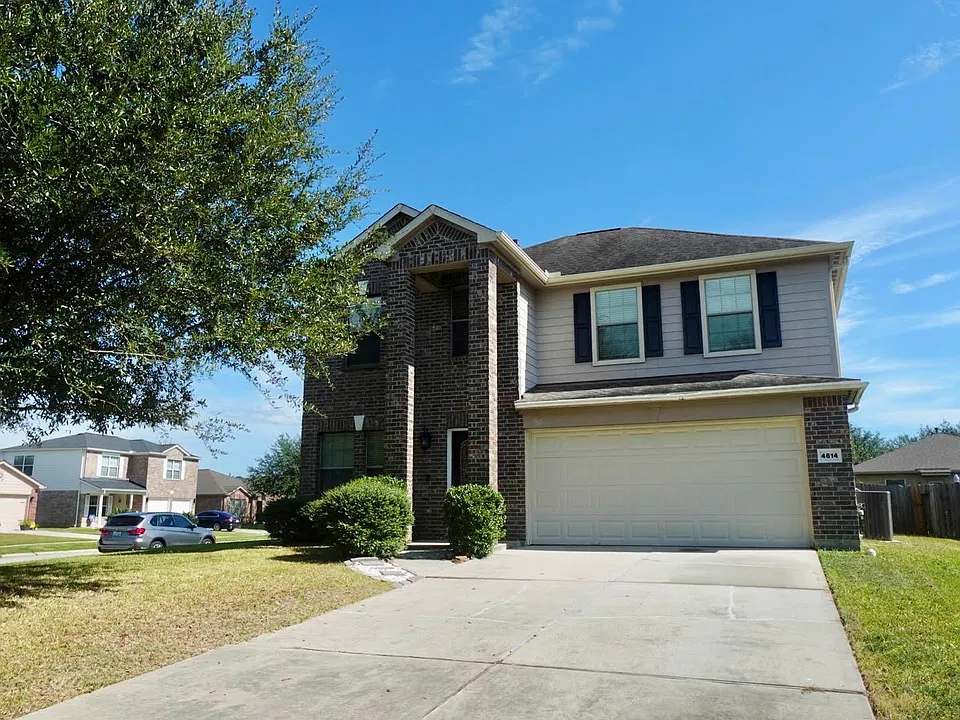 4614 Pin Oak Creek Ln