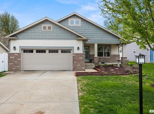 528 Cottonwood Cir, East Peoria, IL 61611