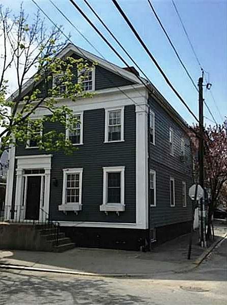 2nd image of 122 Brook St