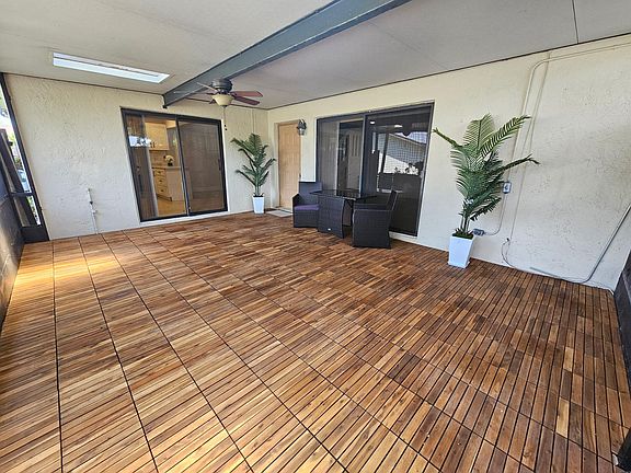 5th image of 717 NW 29th Avenue #B