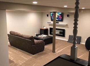 49 Spencer Cir, Council Bluffs, IA 51503
