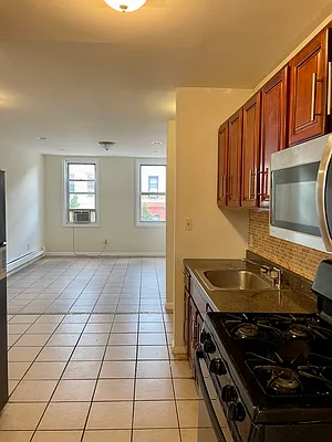 Rented by Winzone Realty Inc | media 43