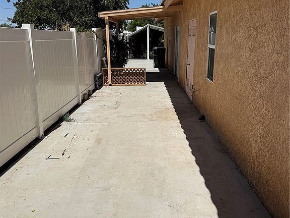 3rd image of 14930 Coalinga Rd