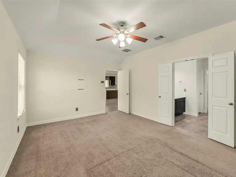 10919 Walts Run Ln — Photo 38