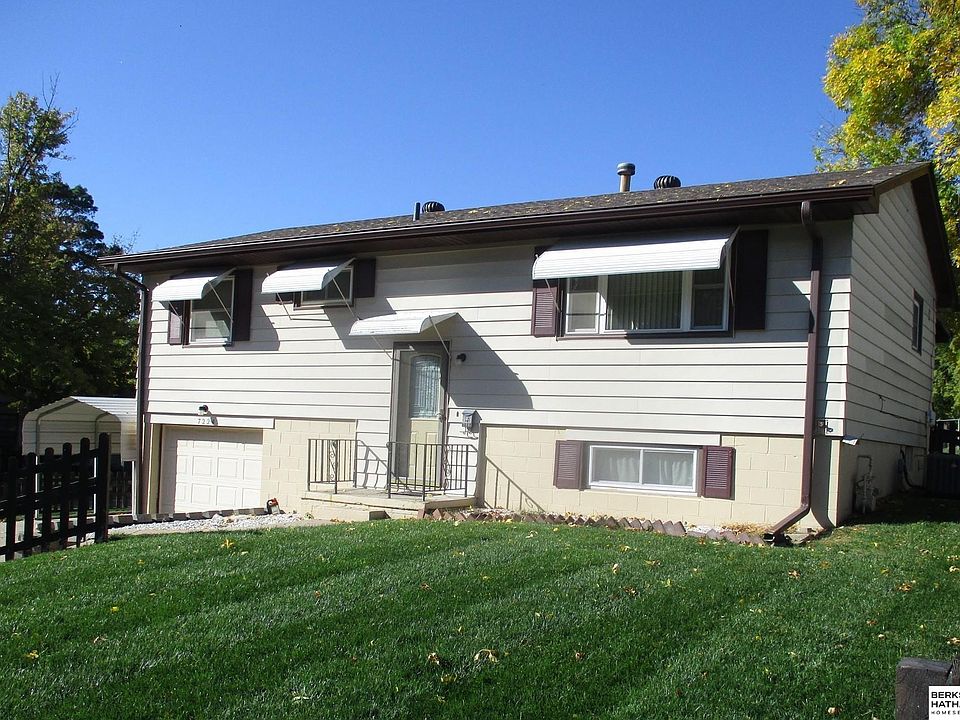 1st image of 7224 S 78th St
