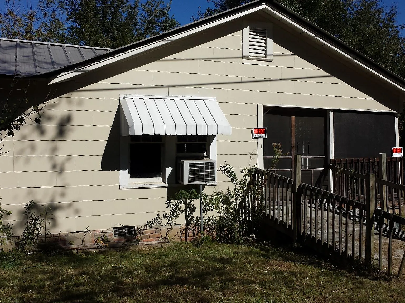 2 bed, 1300 sqft, $700 — Photo 1