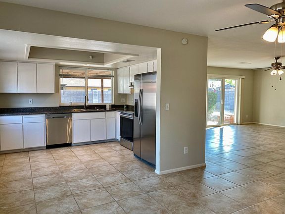 5th image of 3407 E Sweetwater Ave