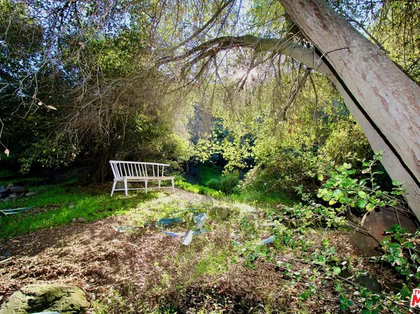 (undisclosed Address), Topanga, CA 90290