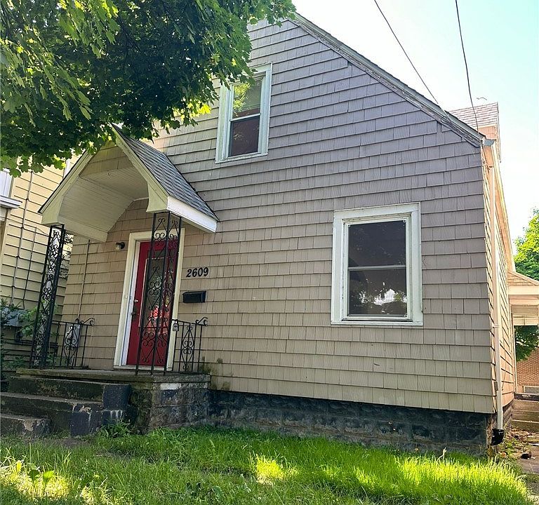 1st image of 2609 Ferry Ave