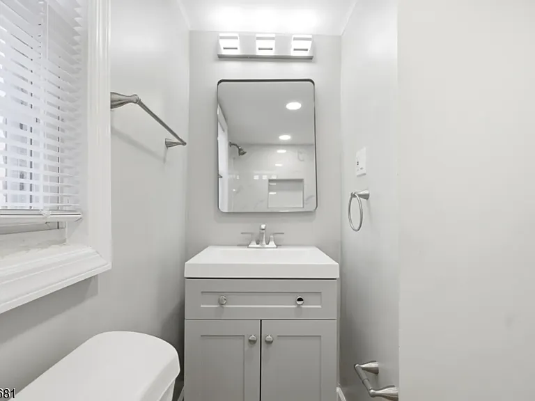 11 Morgan Ln #2A — Photo 7
