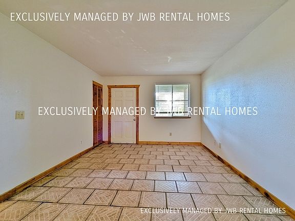 3rd image of 1005 1st Ave N APT 6