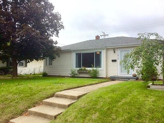3rd image of 1910 14th St